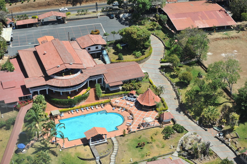 Animas  Martino Spa And Resort מראה חיצוני תמונה